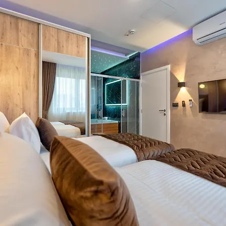 Aria 3*