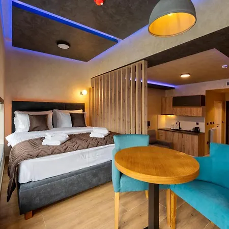 Aria Hotel