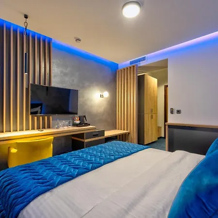 Aria Hotel
