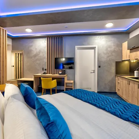Hotel Aria 3*